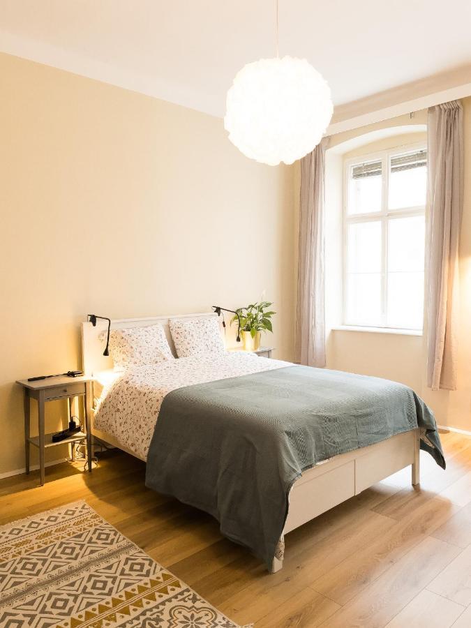 Central And Stylish Apartment Виена Екстериор снимка